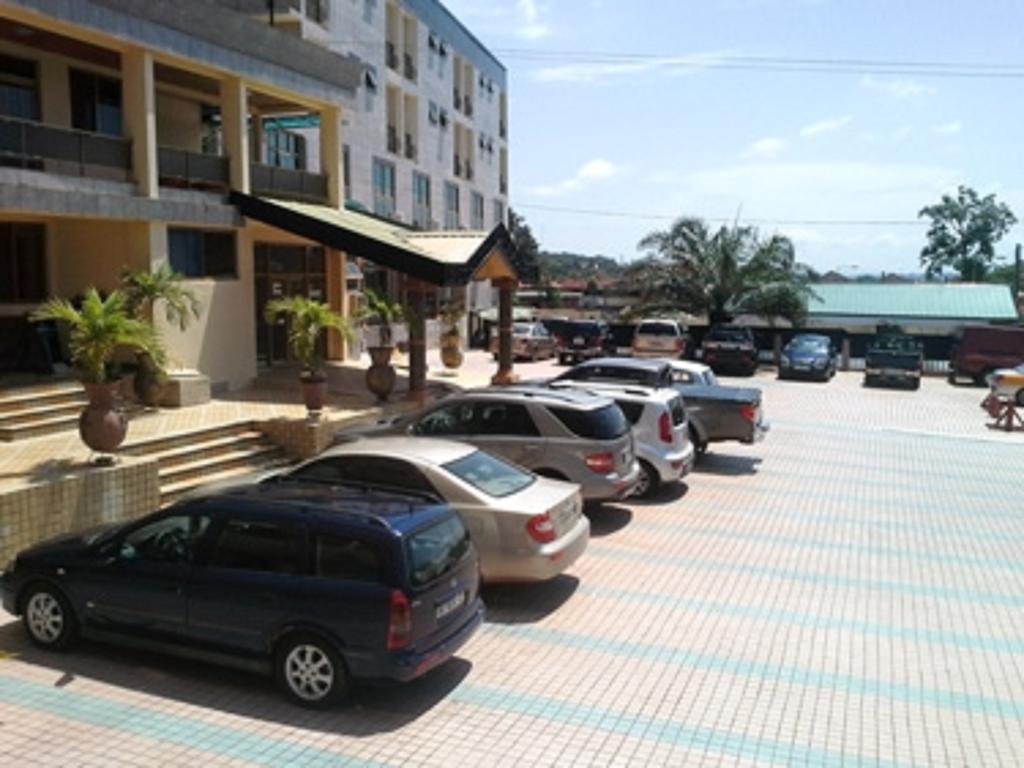 Sunset Hotel Kumasi Esterno foto