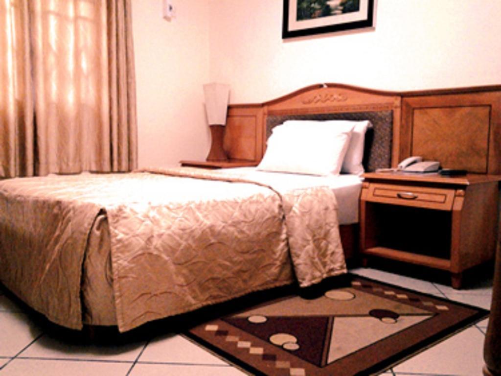 Sunset Hotel Kumasi Camera foto